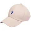 Casquette rose motif chiffre 7