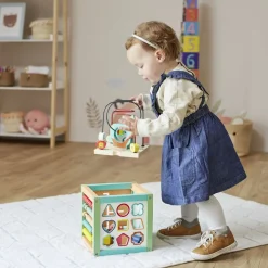 Cube d'activités 5-en-1 en bois