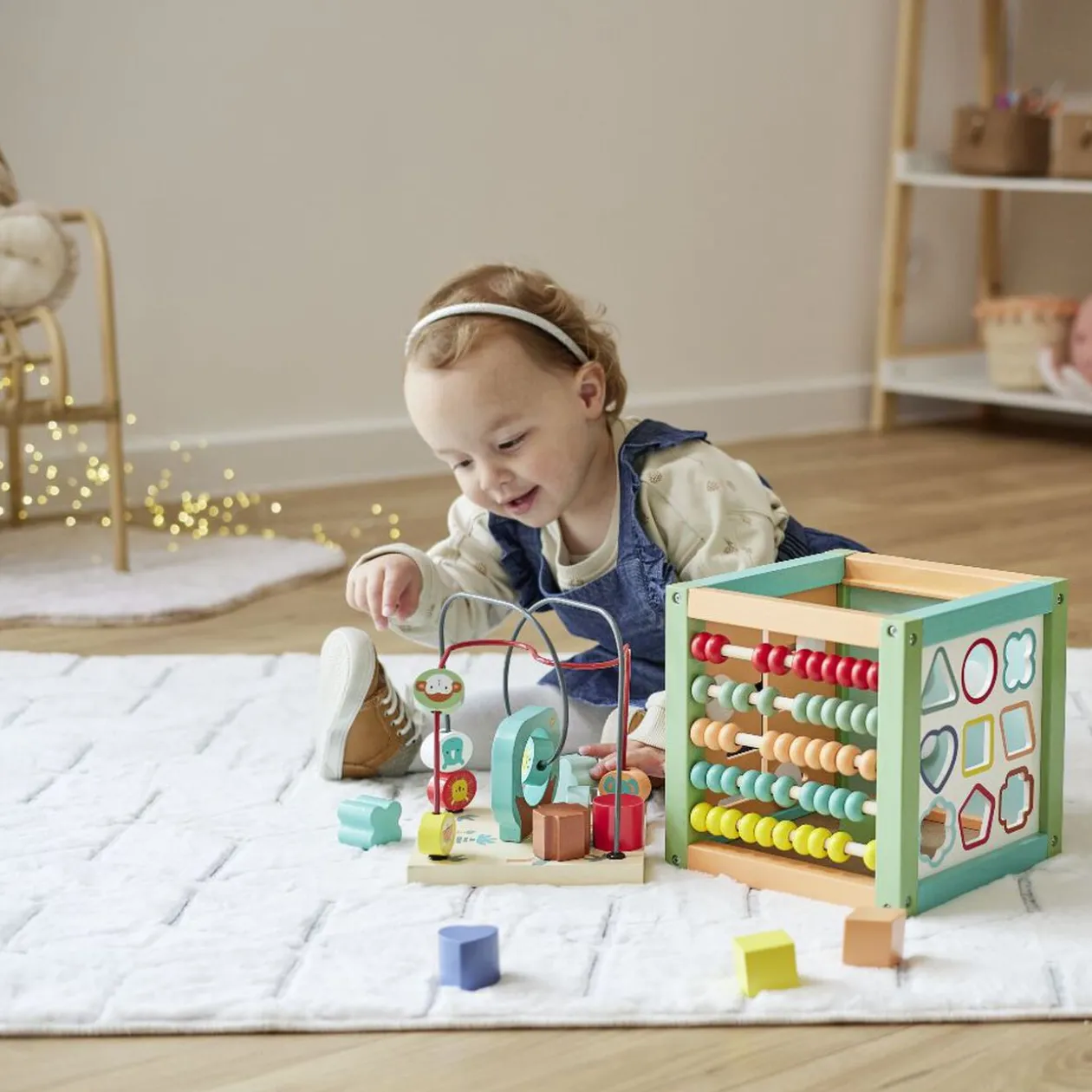 Cube d'activités 5-en-1 en bois