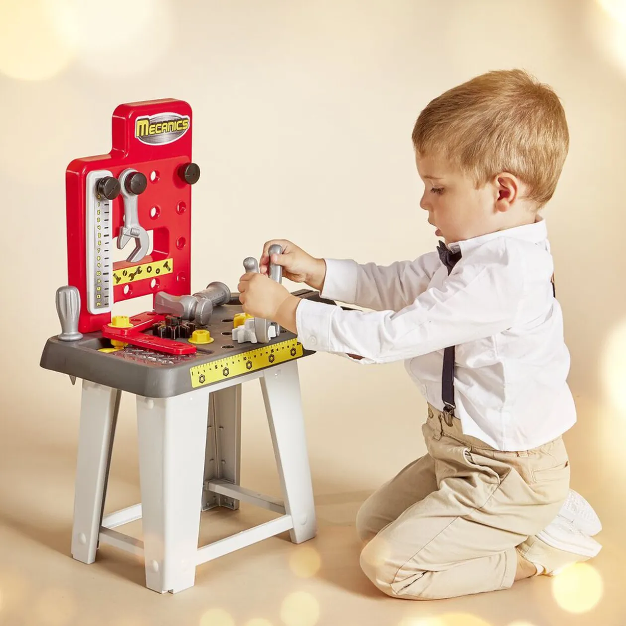 Etabli bricolage enfant avec 19 accessoires