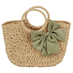 Panier tressé et son noeud vert