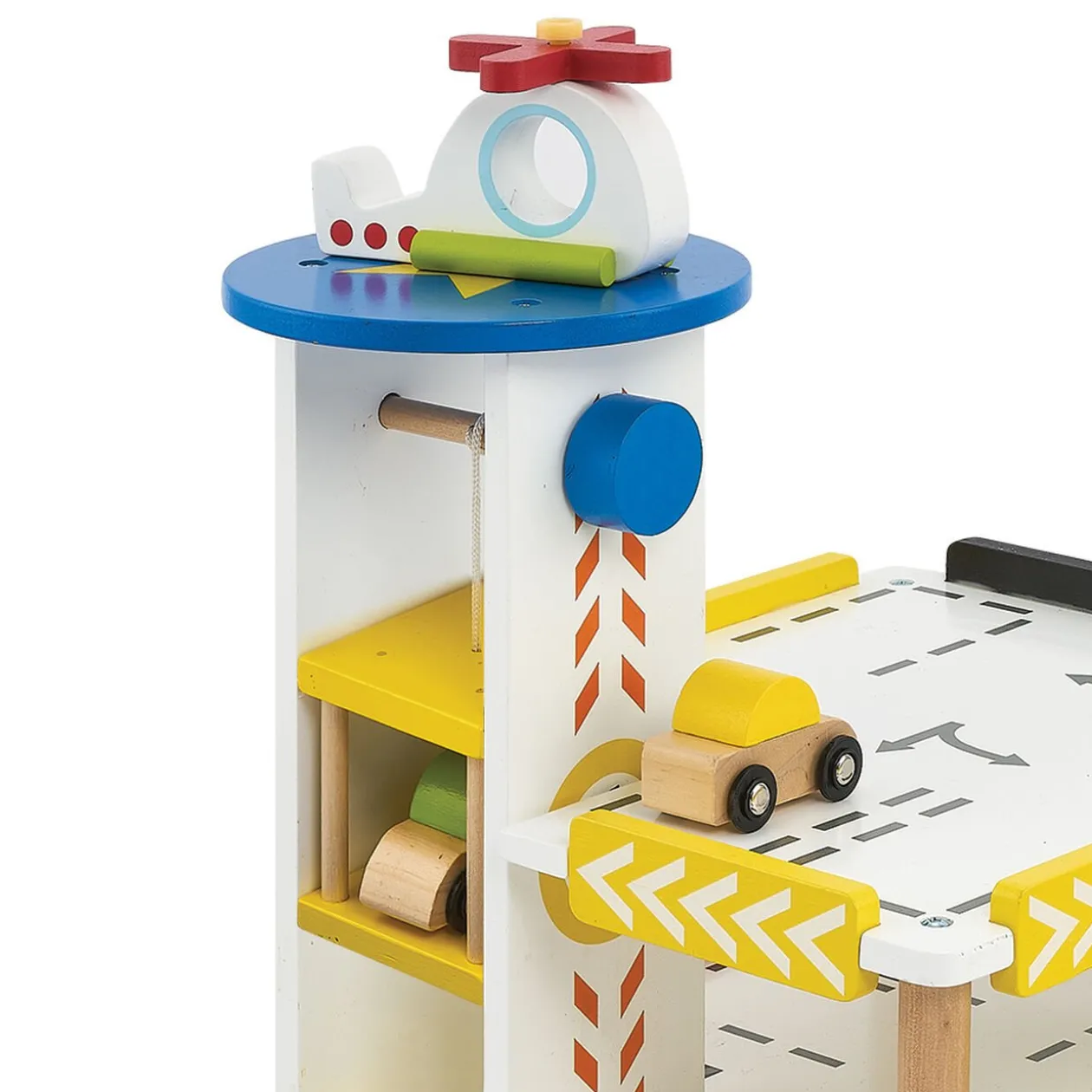 Parking et véhicules en bois