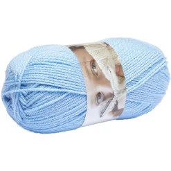 Pelote de fil à tricoter bleu clair