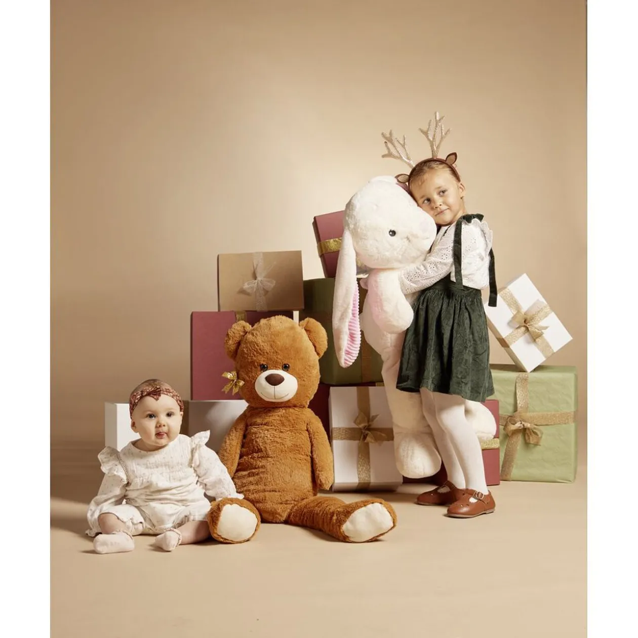 Peluche lapin 40x30xH100cm