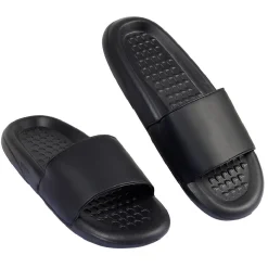 Sandales claquettes plastique noir uni T44/45