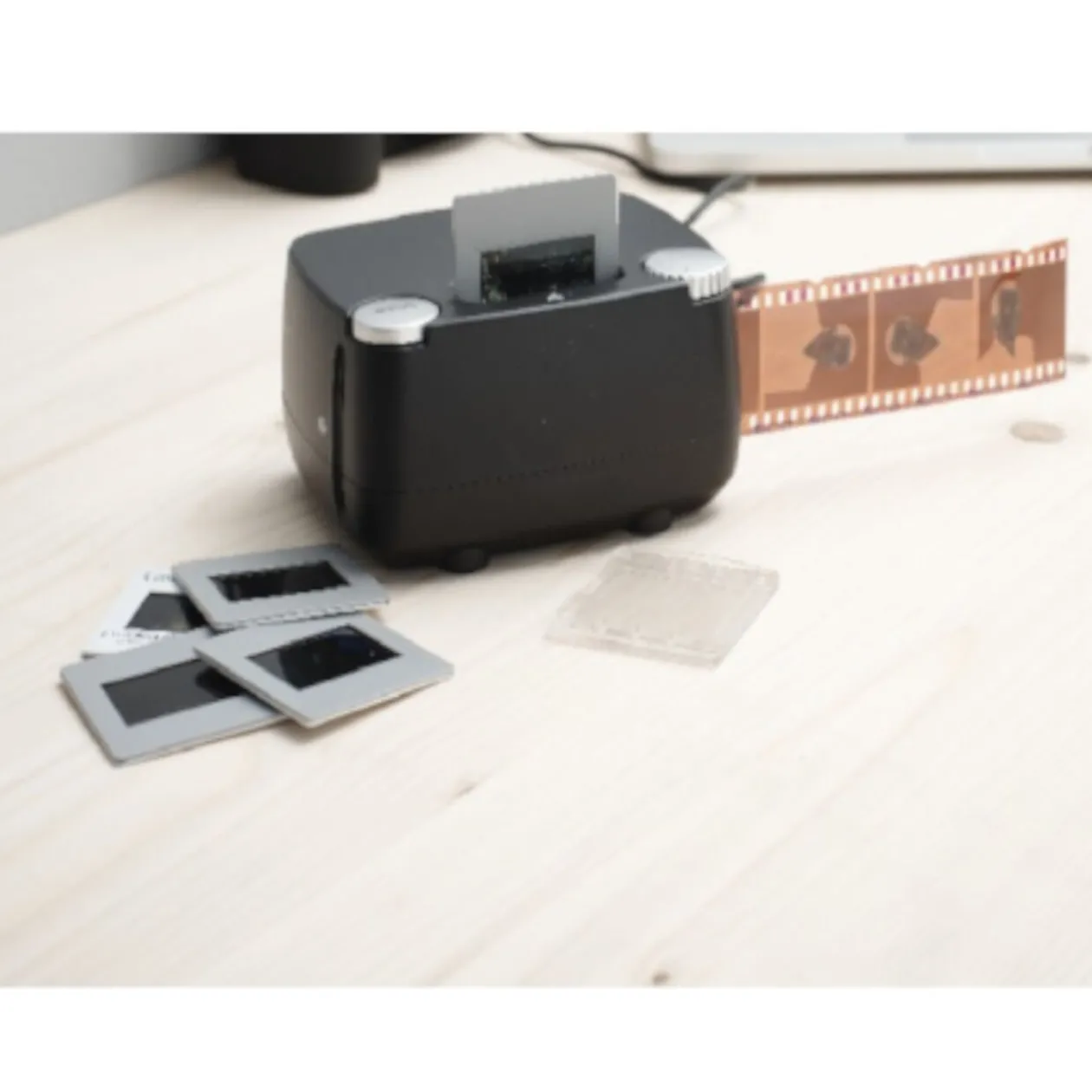 Scanner à négatifs ou diapositives