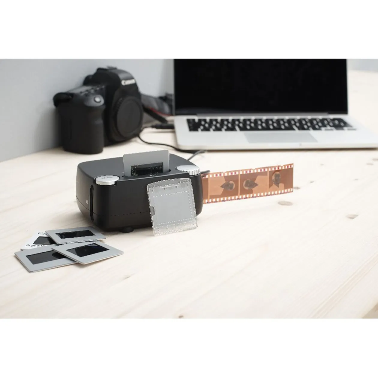 Scanner à négatifs ou diapositives