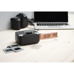 Scanner à négatifs ou diapositives