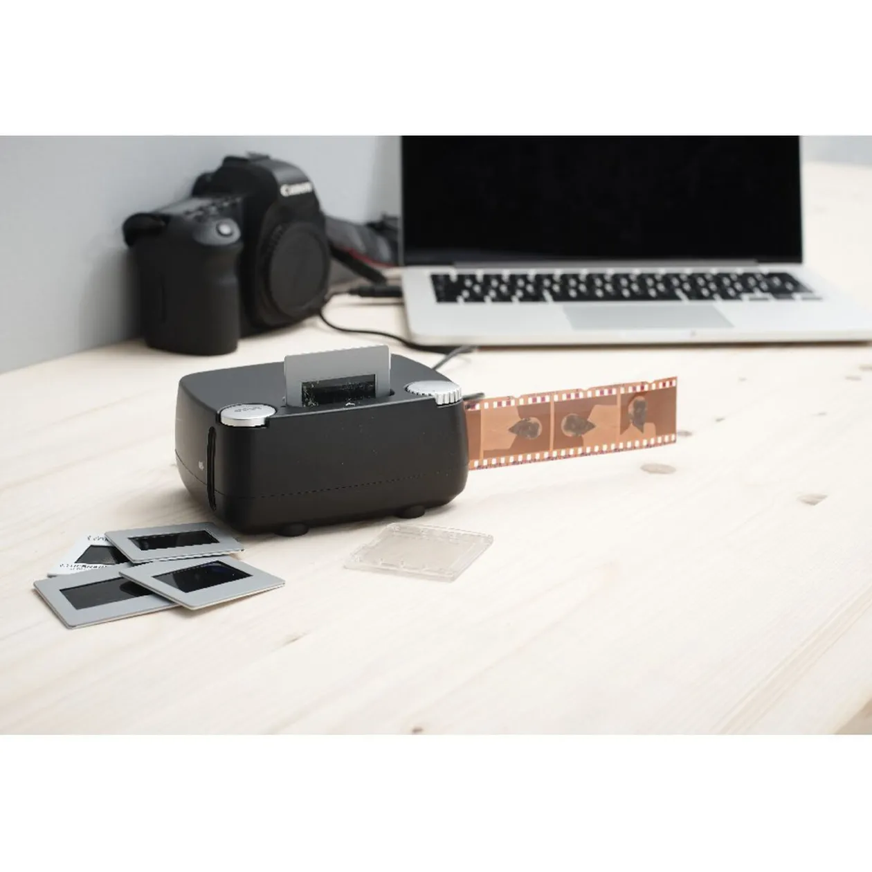 Scanner à négatifs ou diapositives