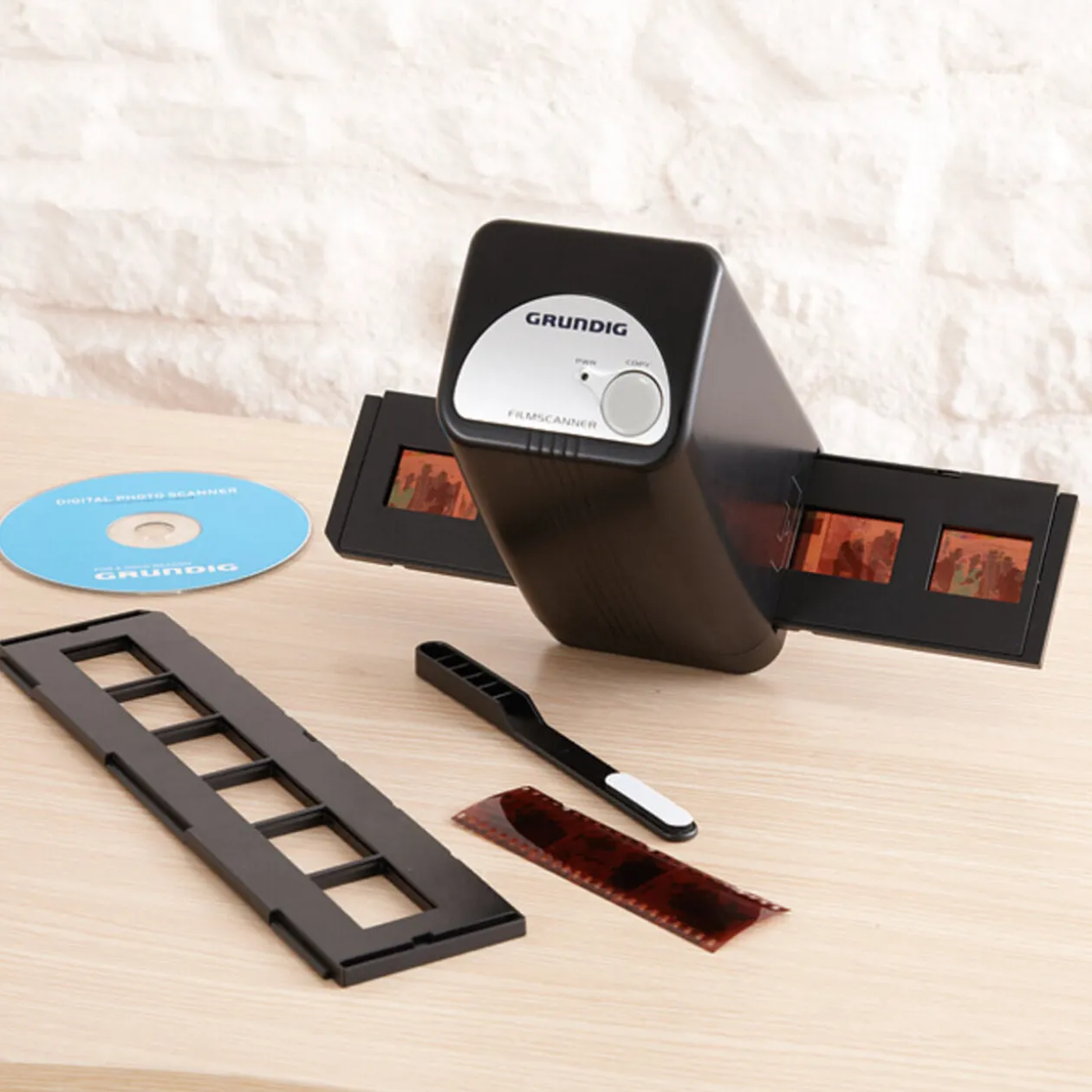 Scanner pour négatifs Grundig