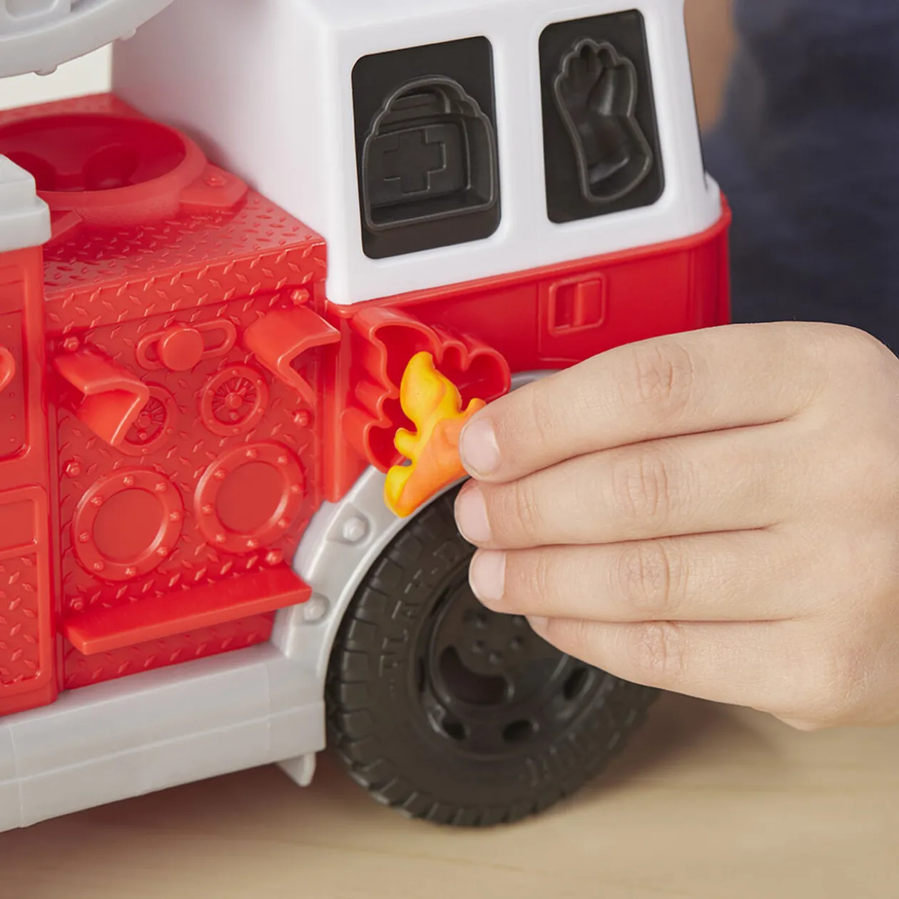 Set pâte à modeler Play Doh Le camion de pompier