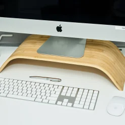 Support pour écran en bambou