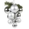 Suspension grappe boule de Noël argentée