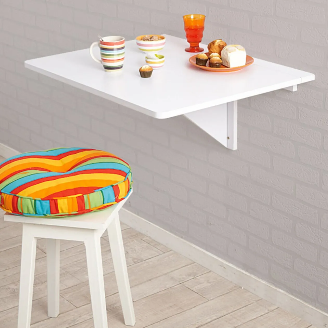 Table murale à rabat