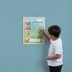 Tableau organisation enfant activités responsabilités en bois