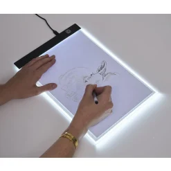 Tablette lumineuse pour dessin A4