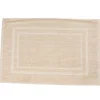 Tapis de salle de bain beige